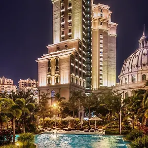 Baohong 5* Санья